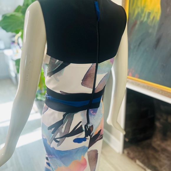 G.I.L.I Printed Sheath Dress - Picture 6 of 15